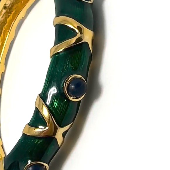 KENNETH JAY LANE, TWO TONE ENAMEL BANGLES-GREEN/BLUE CABOCHONS - Picture 3 of 9